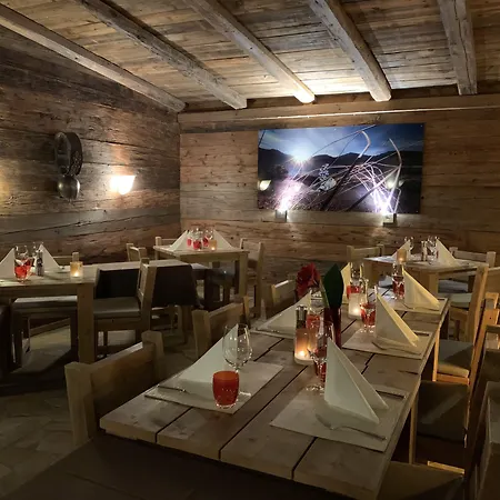 Hotel Etrier 4*