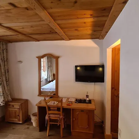Hotel Etrier 4*