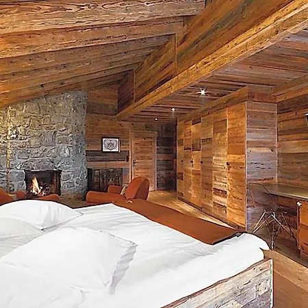Etrier Hotel 4*